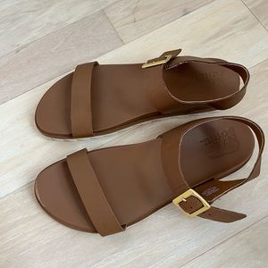 Sorel roaming decon sandal size 10